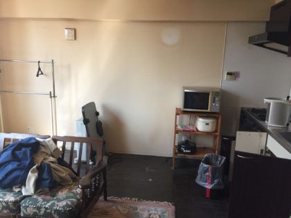 遺品整理リビングの光景