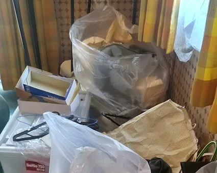 衣類を仕分けたゴミ袋