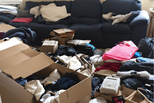 不用品が多い部屋