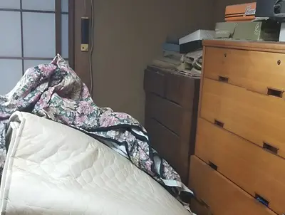 箪笥の下の貴重品