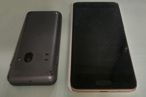 スマートフォン